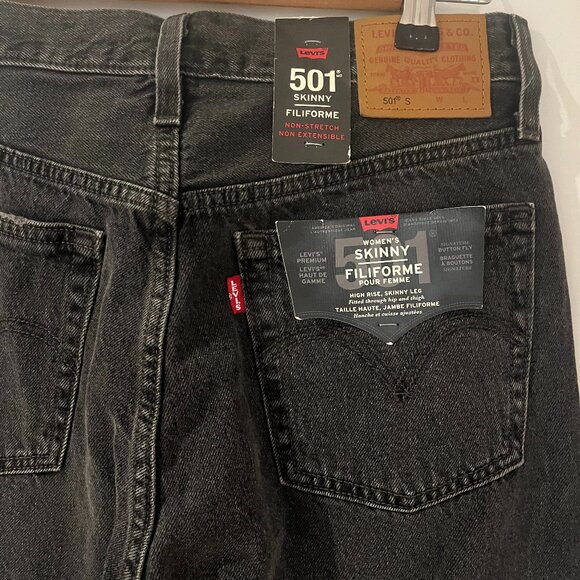 Levi''s Black Wash Lightly-Distressed 501 Jeans New with Tags - Picture 2 of 4